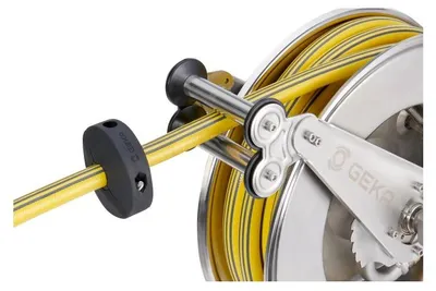 Produktbild von GEKA plus automatischer Schlauchaufroller EA15SK, mit Wasserschlauch