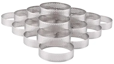Image de 20 moules à gâteaux ronds avec des trous, de 8 cm de diamètre, en acier inoxydable perforé