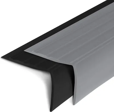 Immagine prodotto di Profilo paragradino Michigan Profilo paragradino in PVC a L 45x42 mm nero Lunghezza: 100 cm