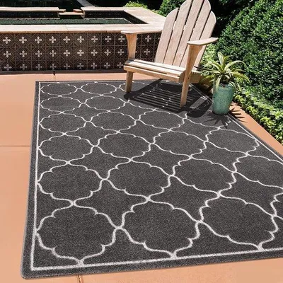 Produktbild von Unyqoos® SANAT Outdoor-Teppich – wetterbeständig & wasserabweisend, für drinnen & draußen (Balkon, Terrasse, Garten, Küche, Bad), Grau