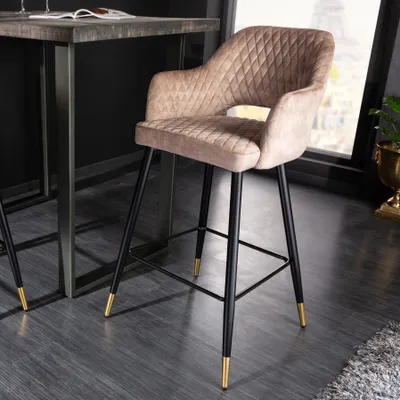 Produktbild von riess-ambiente Design Barhocker PARIS greige Samt mit Lehne Metall schwarz gold Ziersteppung Barstuhl Hocker Tresenstuhl Tresenhocker