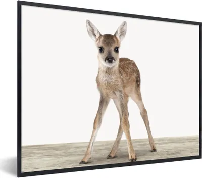 Produktbild von MuchoWow® Gerahmtes Poster Hirsche - Baby-Hirsche - Tiere - Mädchen - Jungen - Kinder 80x60 cm - Poster mit Schwarzem Bilderrahmen Wandposter Rahmen Foto Bilder - Schwarzem - Mit Gestell