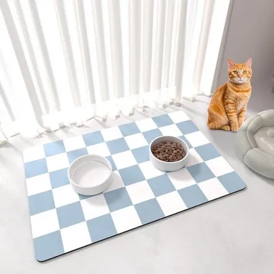 Image de Table pour chats et chiens, 51 x 30,5 cm, tapis de sol antidérapant pour chiens et chats, à placer sous les gamelles pour chiens actifs, facile à nettoyer, bleu et blanc