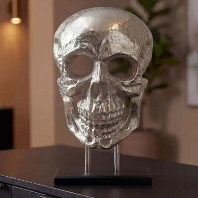 Produktbild von FineBuy Standdeko Totenkopf Aluminium Silber 57 cm Schädel Groß Design Metall Deko Alu Wohndeko Skull mit Gestell Dekoration Wohnaccessoire Handmade