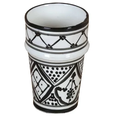 Produktbild von Marokkanische Keramik Tasse Sakina, Farbe:Schwarz / Weiss