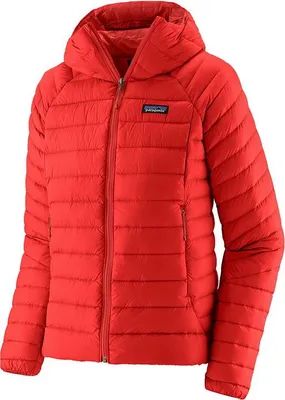 Produktbild von PATAGONIA Daunen-Sweatshirt mit Kapuze für Damen, Sizzle Red Größe: M