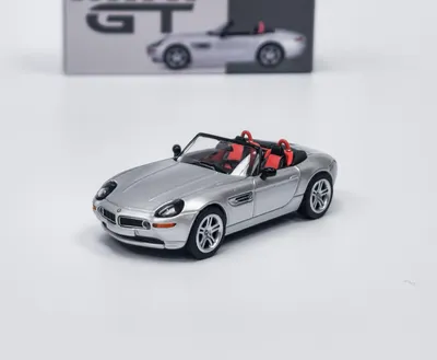 Obrázok produktu pre BMW Z8 2003 strieborná - Mini GT 1:64
