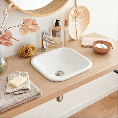 Immagine prodotto di Lavabo da incasso quadrato da 37 cm in Vetroceramica bianca