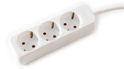 Imagen del producto de Regleta de enchufes triple, sin interruptor, color blanco, 3 metros