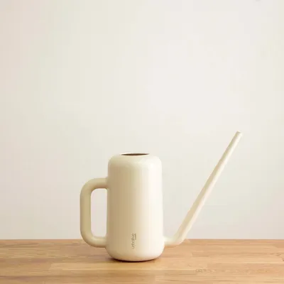Obrázek produktu pro PLASTIA s.r.o. Konvička Pilea 1,8 l, béžová