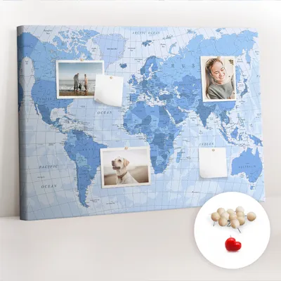 Obrázek produktu pro Korková nástěnka s kolíčky - Tabule s kolíky pro fotografie a poznámky - 100x70 cm - Připínáčky dřevěné 100 kusů - Politická mapa světa