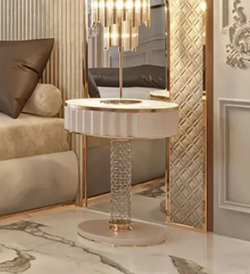 Produktbild von Casa Padrino Luxus Art Deco Nachtkommode Weiß / Grau / Gold 60 x 45 x H. 66 cm - Nachttisch mit Schublade und Kunstmarmor Platte - Art Deco Schlafzimmer Möbel - Luxus Schlafzimmer Möbel