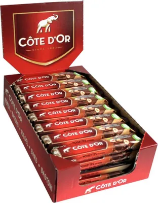 Produktbild von Cote d'Or Chocolate bar Milk chocolate with whole hazelnuts 32 x 45 grams