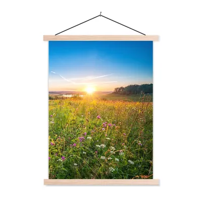 Produktbild von MuchoWow® Textilposter Sonne - Gras - Blumen 120x160 cm mit holzfarbenen Rahmen - Plakatkarton