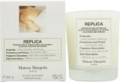 Produktbild von Maison Margiela Lazy Sunday Morning Scented Candle 165g