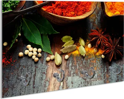 Produktbild von Wallario Schlüsselbrett aus Glas, Motiv: Gewürze auf Holz - uriger Holztisch in der Küche, 30 x 20 cm mit 4 Haken