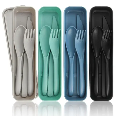Productafbeelding van Reisset – 4-delig met etui – lepel, mes, vork – kunststof