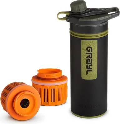 Produktbild von Grayl GeoPress Outdoor- & Reisewasserfilter mit 2 Ersatzfiltern - Black Camo