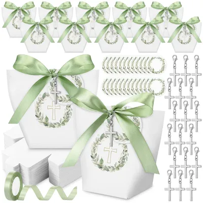 Image de Coffret de 30 boîtes cadeaux comprenant un porte-clés et des étiquettes en eucalyptus