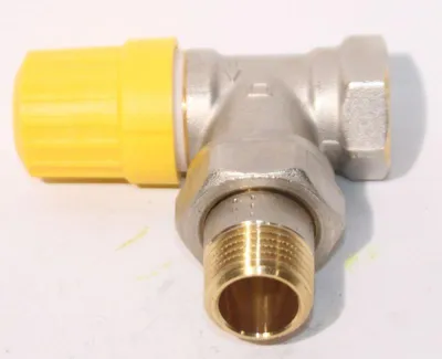 Produktbild von Danfoss Ventilunterteil RA-UN 15 1/2" Eckform (013G3003)
