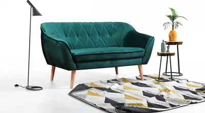 Produktbild von QLA Möbel 3-Sitzer Stoffsofa Skand in Grün: Skandinavische Couch mit hohen Holzbeinen, Sitzfläche und Rückenlehne gepolstert