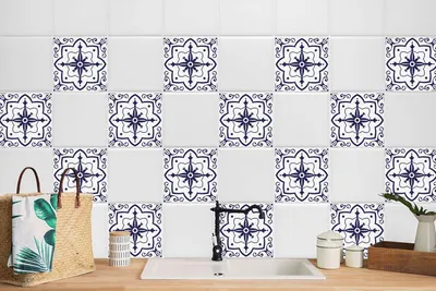 Produktbild von 24 Stück Laminierter Aufkleber Für Bad Küche Fliesensticker Bodenfliesen Weiße und Blaue 15 x 15 cm