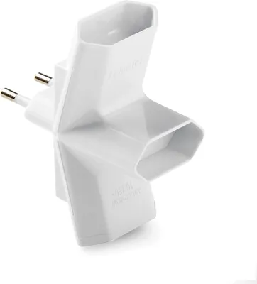 Immagine prodotto di Famatel 2p Ip20 Adattatore 3 Spine Senza Connessione di Terra 10a 250v Bianco Taglia Unica / Spina UE 220V Bianco Taglia Unica