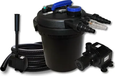 Immagine prodotto di Set completo Wiltec: filtro a pressione per laghetti CPF-180 fino a 6000 litri con chiarificatore UV-C da 11 watt, pompa per laghetti HJ-5000 ECO 4000l/h 65W, tubo per laghetti da 25 m 25 mm (1"), pompa per fontane HJ-943 ECO 800l/h 16W