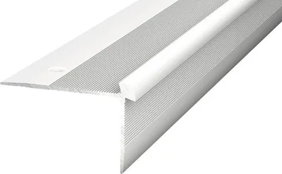 Produktbild von Prinz Treppenkantenprofil Alu silber gelocht 40 x 26 x 2500 mm