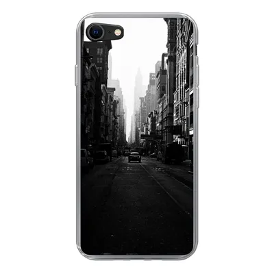Produktbild von MuchoWow® Handyhülle Schutzhülle Hülle für iPhone 8 Autofahrt durch eine ruhige Straße in New York in schwarz-weiß Silikon Softcase Handy Hülle - Schutzhaube