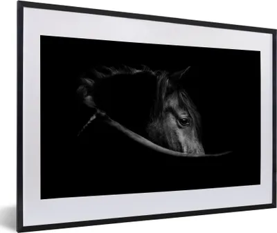 Produktbild von MuchoWow® Gerahmtes Poster Pferde - Porträt - Schwarz - Tiere 60x40 cm - Poster mit Schwarzem Bilderrahmen Wandposter Rahmen Foto Bilder - Schlafzimmer - Plakat in Rahmen - Drucken