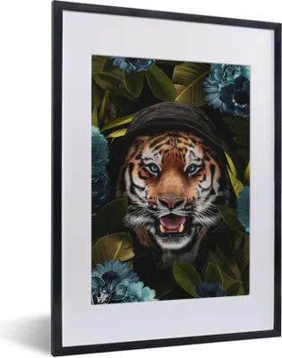 Produktbild von MuchoWow® MuchoWow® Gerahmtes Poster Tiger - Kleidung - Pflanzen 30x40 cm - Poster mit zchwarzem Bilderrahmen - Wandposter Schlafzimmer