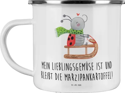 Produktbild von Mr. & Mrs. Panda Teetasse Smörle Rodeln - Weiß - Geschenk, Haferl, Winter, Weihnachten, Kaffeepott, Tasse Emaille, becher, Pott, Schlittenfahren, Marzipan