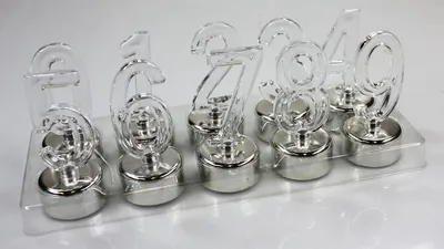 Produktbild von Geburtstagskerzen Zahlen LED 0-9 - silber.