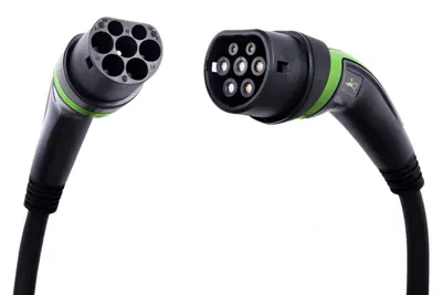 Imagen del producto de Cable de carga para coche eléctrico - 5 metros - 7,4 kW - Conector tipo 2 - Con cable de goma y funda de transporte