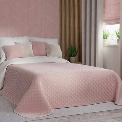 Zdjęcie produktu dla Narzuta na łóżko VELVI 014 jasnoróżowa 220x240 cm Mybesthome