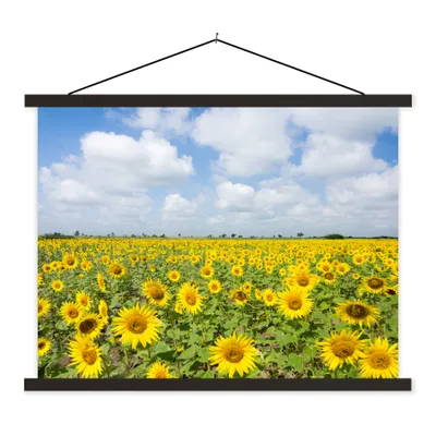 Produktbild von MuchoWow® Textilposter Sonnenblumen - Blumen - Wolken - Natur - Gelb - Landschaft 40x30 cm mit schwarzem Rahmen - Dekorationen