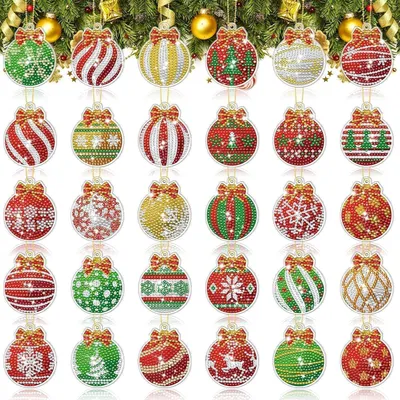 Productafbeelding van Diamantverfijning kerstornamenten, 30 stuks, 5D knutselset, kindersleutelhanger, kerstbal