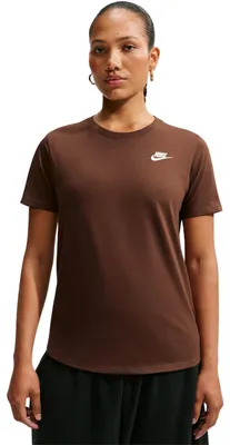 Productafbeelding van Nike Sportswear Club Essentials dames T-shirt, kleur: Cacao Wow, maat: M