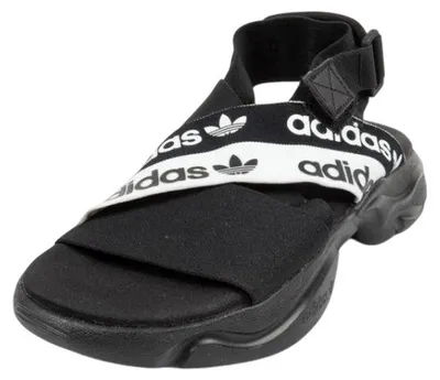 Image de Adidas - Sandales pour femmes « Magmur » PP5459 (37 EU) (noir)