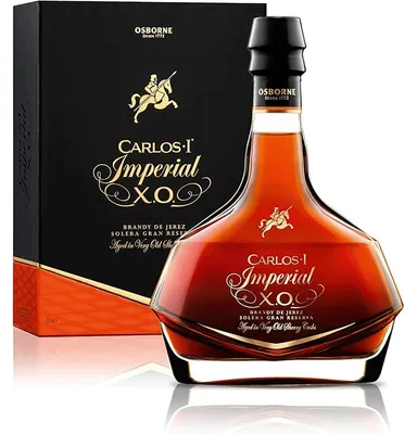 Immagine prodotto di Carlos I Imperial Brandy, Jerez, Solera Gran Reserva. Prodotto con una selezione di vecchi distillati di brandy, affinati in botti di rovere con metodi speciali. Gradazione alcolica: 40%. Bottiglia: 70 cl.