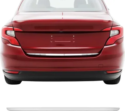 Image de Garniture de Hayon Coffre pour Fiat Tipo 2016-2025 en acier inoxy Brillant