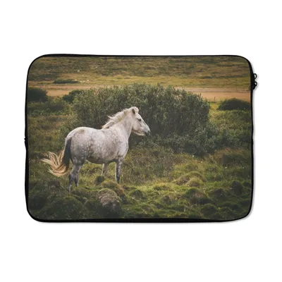 Produktbild von MuchoWow® Laptop Hülle 13 Zoll Pferd - Weiß - Island Laptoptasche - Laptophülle - Sleeve - Rundumschutz