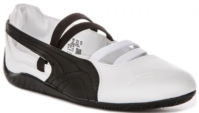 Produktbild von Puma Sc Ballet Leather In White For Women – 7.5 UK - 41 EU - 10 US / White