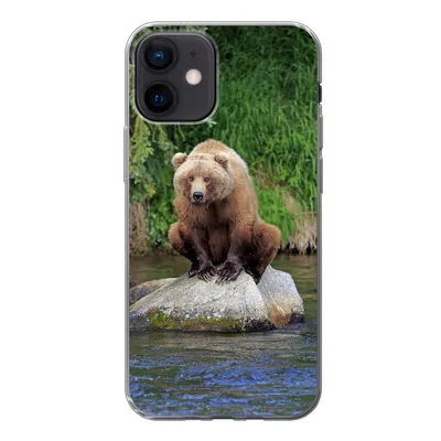 Produktbild von MuchoWow® Handyhülle Schutzhülle Hülle für iPhone 12 Bär - Stein - Tier Silikon Softcase Handy Hülle - Schutzhülle