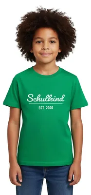 Produktbild von Spreadshirt Schulkind Est. 2026 Einschulung Geschenk Kinder T-Shirt, 110/116 (5-6 Jahre), Kelly Green