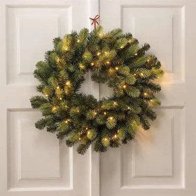 Image de grande couronne décorative "branches de sapin" avec éclairage LED & minuterie, Ø 50 cm, couronne de porte en plastique pour l'hiver & Noël, couronne de Noël