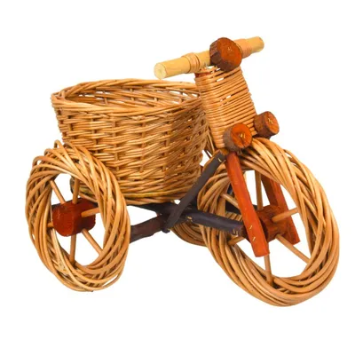Obrázok produktu pre Dekoratívna trojkolka z prútia s košíkom – dĺžka 40 cm