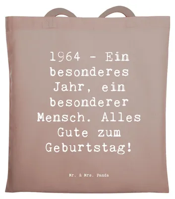 Produktbild von Mr. & Mrs. Panda Schultasche Spruch 1964 Geburtstag - Braun Pastell - Geschenk, Geburtstagsgeschenk, Liebe, Laptoptasche, Happy Birthday, Erinnerungen, Alter, Uni Tasche
