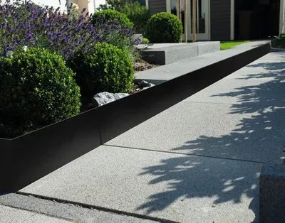 Produktbild von Beeteinfassung Rasenkante Stärke 0,5 mm 10 m x 15 cm schwarz Stahl